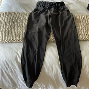 Gray lululemon high rise jogger